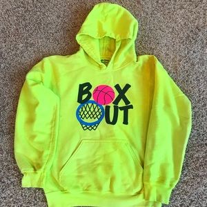 Box Out Basketball 🏀 Sweatshirt Size Small